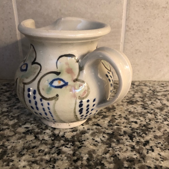 Artist Signed Studio Floral Pottery Creamer - Picture 4 of 8
